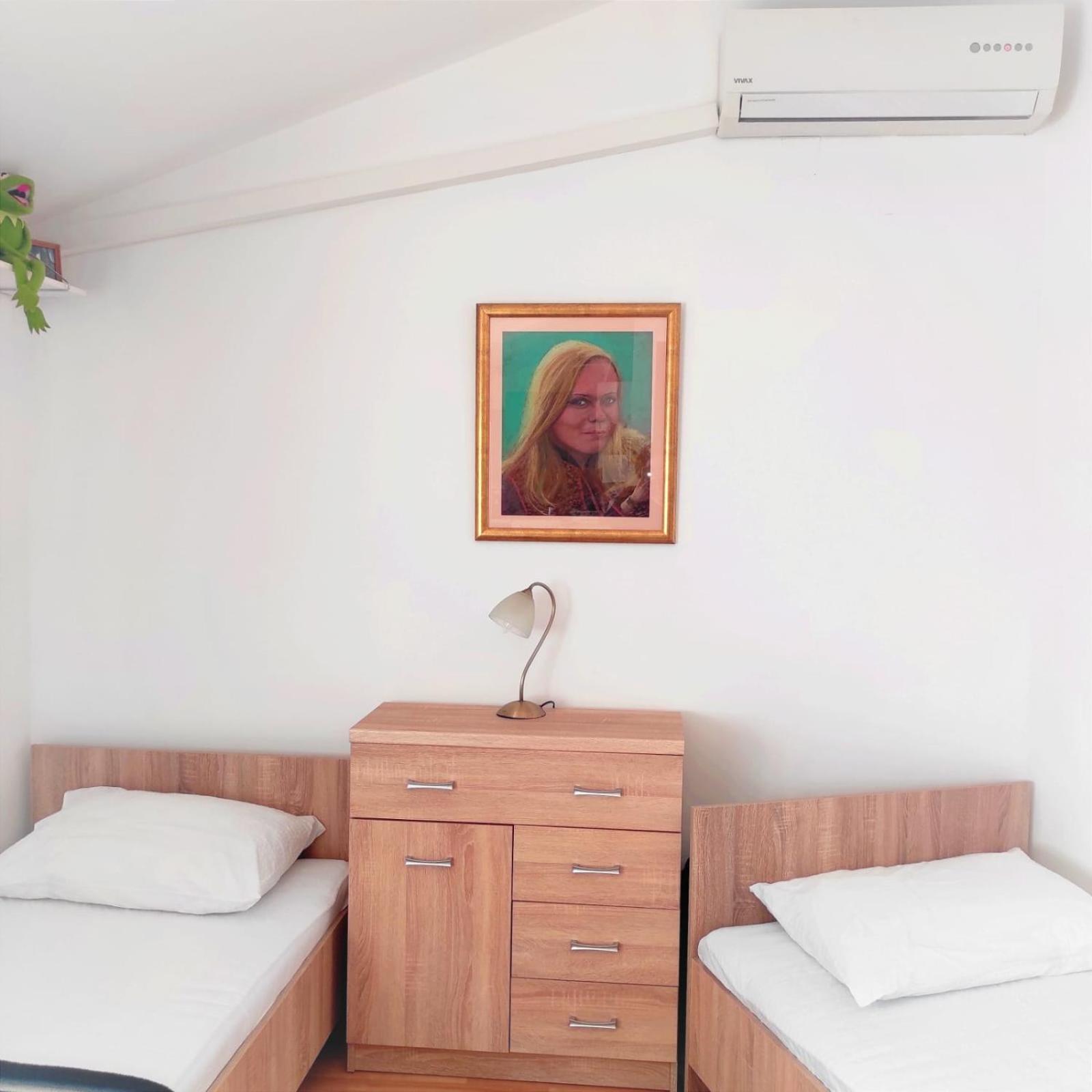 Miracle Apartment Криквеница Екстериор снимка